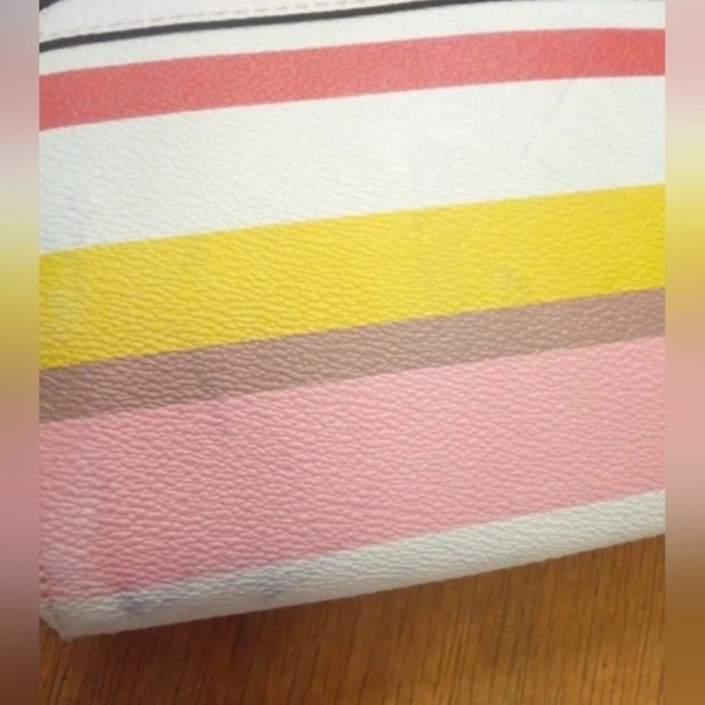 Liz Claiborne Striped Crossbody Bag White Pink Yellow Gold Hardware Small Purse - Picture 4 of 7
